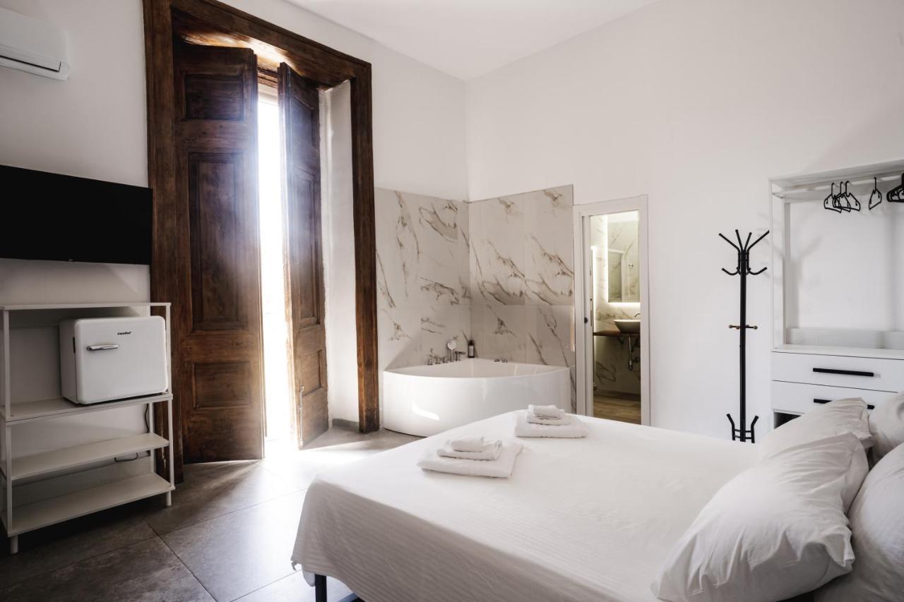 La Bella Vita Luxury Apartament And Travel Solution Naples Extérieur photo